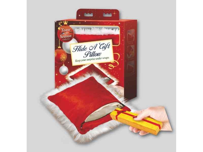 TEASE THE SEASON HIDE A GIFT PILLOW. KISSEN M. TASCHE. ROT/WEIß