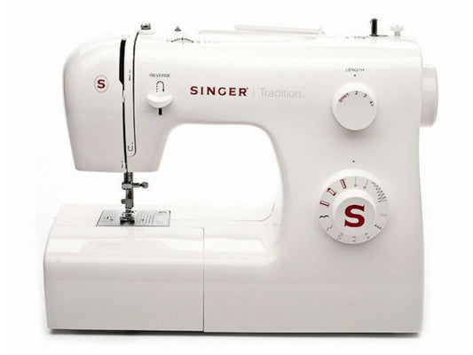 Singer Tradition 2250 Sewing Machine